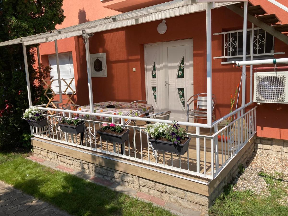 Balaton Vendeghaz Apartment Сиофок Екстериор снимка