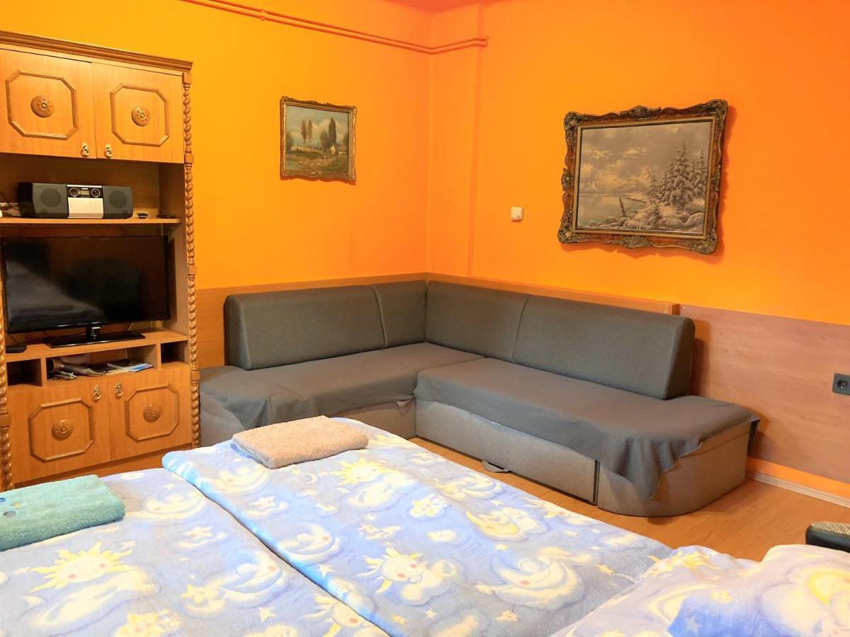 Balaton Vendeghaz Apartment Сиофок Екстериор снимка